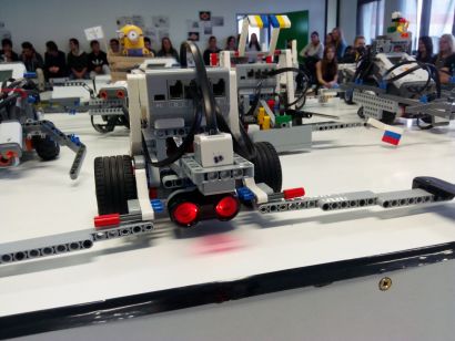 Challenge robotique des lycéens à l'IUT de Belfort-Montbéliard