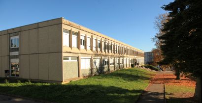 Photo extérieure du bâtiment GMP de l'Iut Besançon-Vesoul, site de Besançon