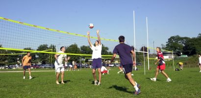 Match de volley sur le campus de la Bouloie