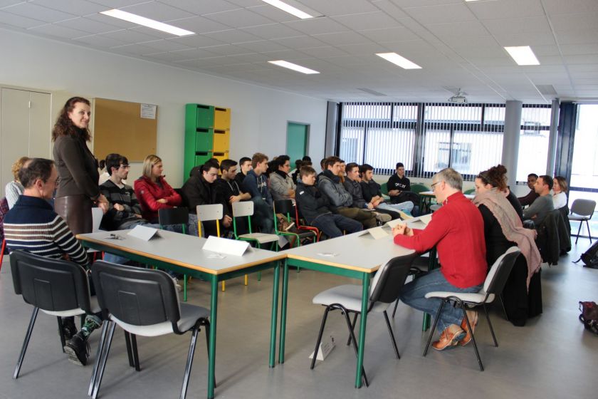 Rencontre avec les anciens étudiants au département Mesures Physiques pour l'anniversaire de l'IUT