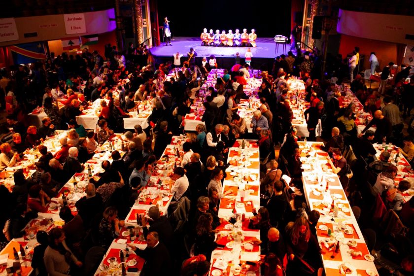 Edition 2019 du Tour du monde en 80 plats au Grand Kursaal de Besançon.