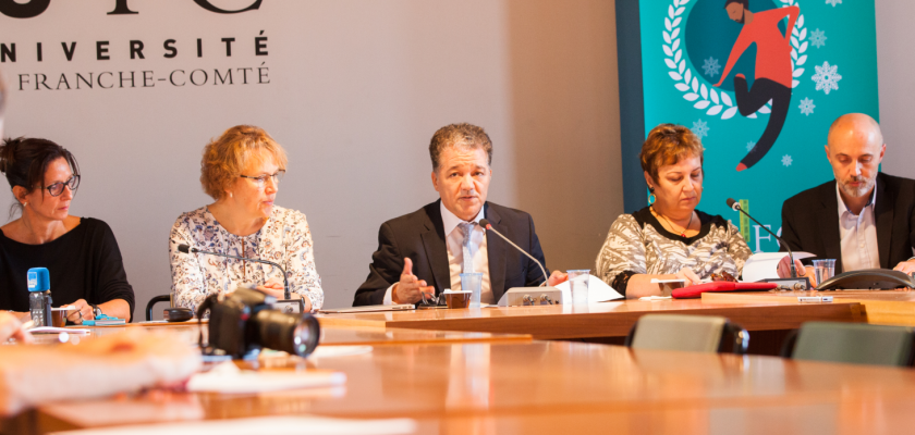 Laurence Ricq, Macha Woronoff-Lemsi, Jacques Bahi et Frédéric Muyard à une même table lors de la conférence de presse de rentrée.