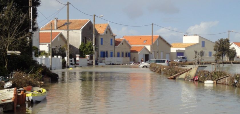 Dégâts et inondations à la suite du passage de Xynthia à Fouras (Charente-Maritime)