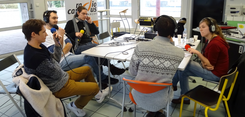 Plateau radio à la Maison des étudiants de Montbéliard lors de la journée portes ouvertes