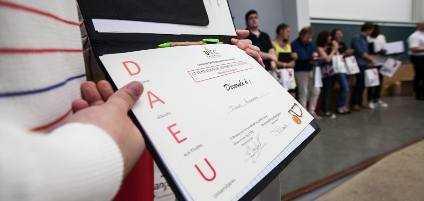 Cérémonie de remise des diplômes du DAEU