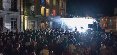 Scène ouverte pendant le festival